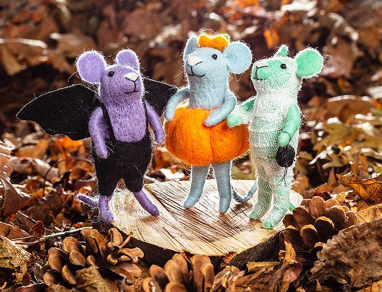 Mouse in Halloween Costume Felt Ornament - Bat