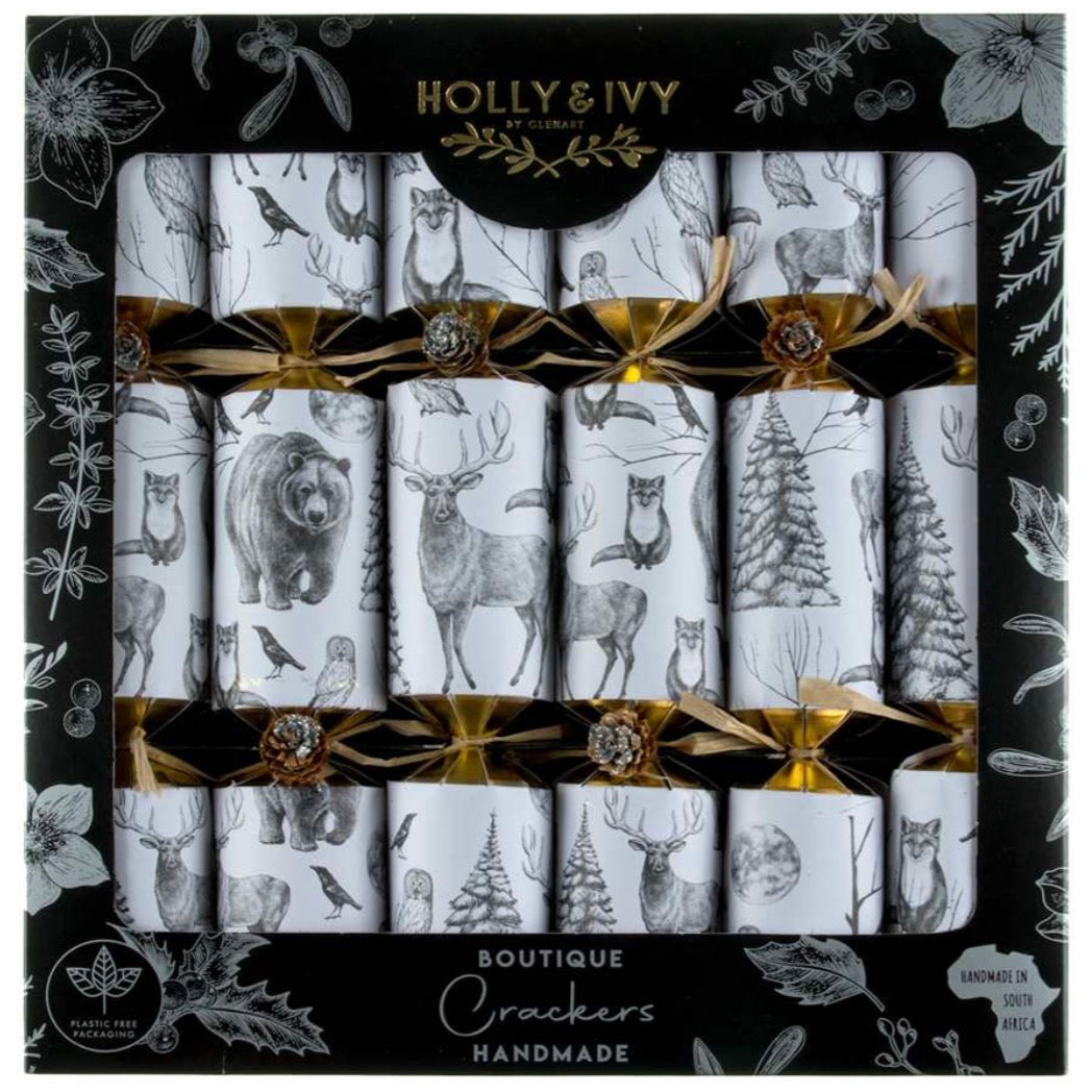 Holly & Ivy Black & White Nordic Boutique Christmas Crackers | Putti Christmas 