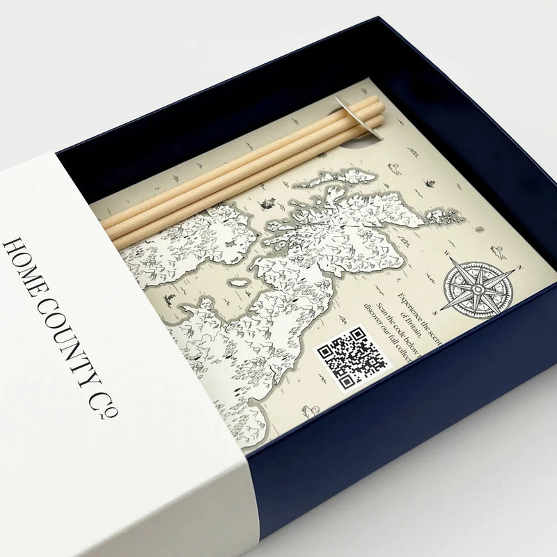 Home County Candles - The Bedfordshire - Honey and Nectar Fruits Diffuser | Putti