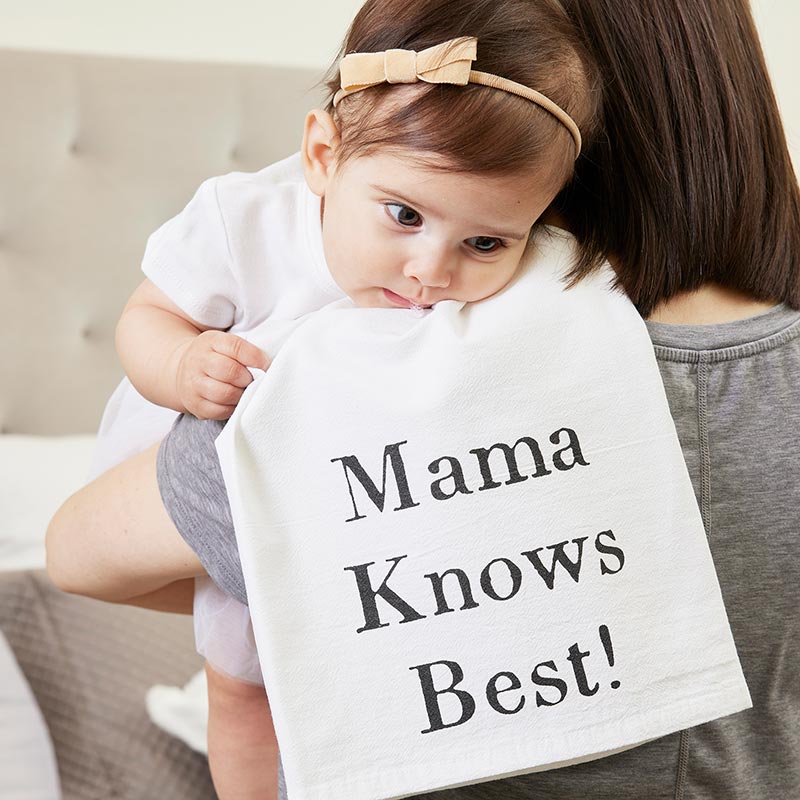 Mom Towel - Mama Knows Best