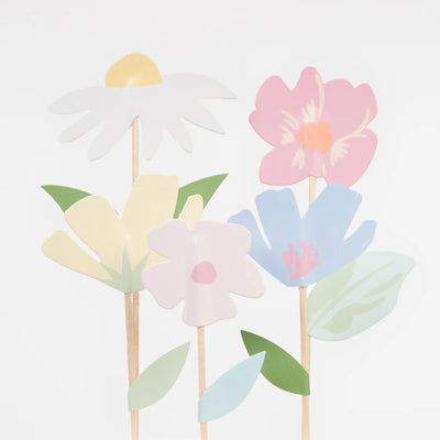 Meri Meri Flower Cake Wrap and Topper | Putti Party Supplies