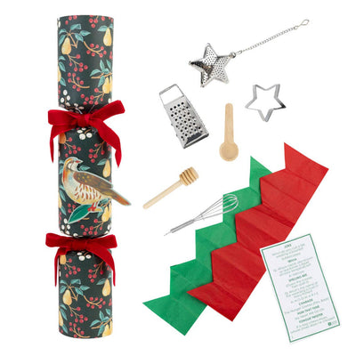 Partridge & Pear Christmas Crackers | Putti Christmas Celebrations