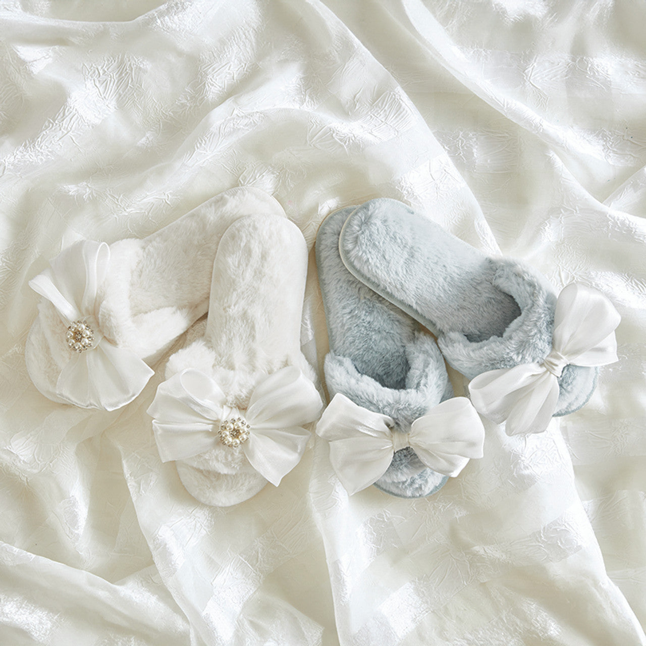 Plush Slippers - Ivory Criss-Cross