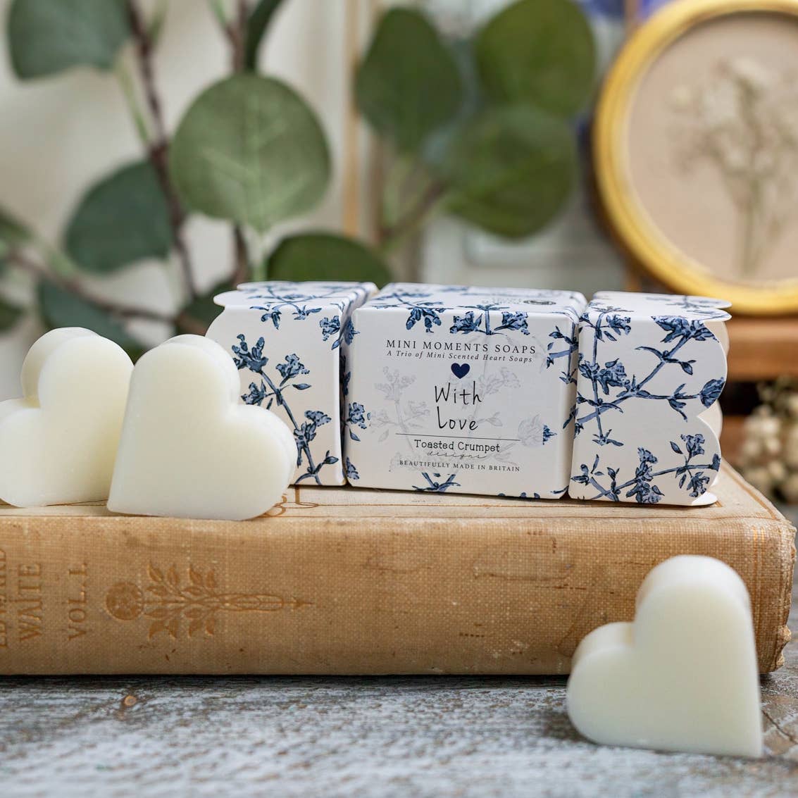Toasted Crumpet - Chateau Boxed Mini Soap