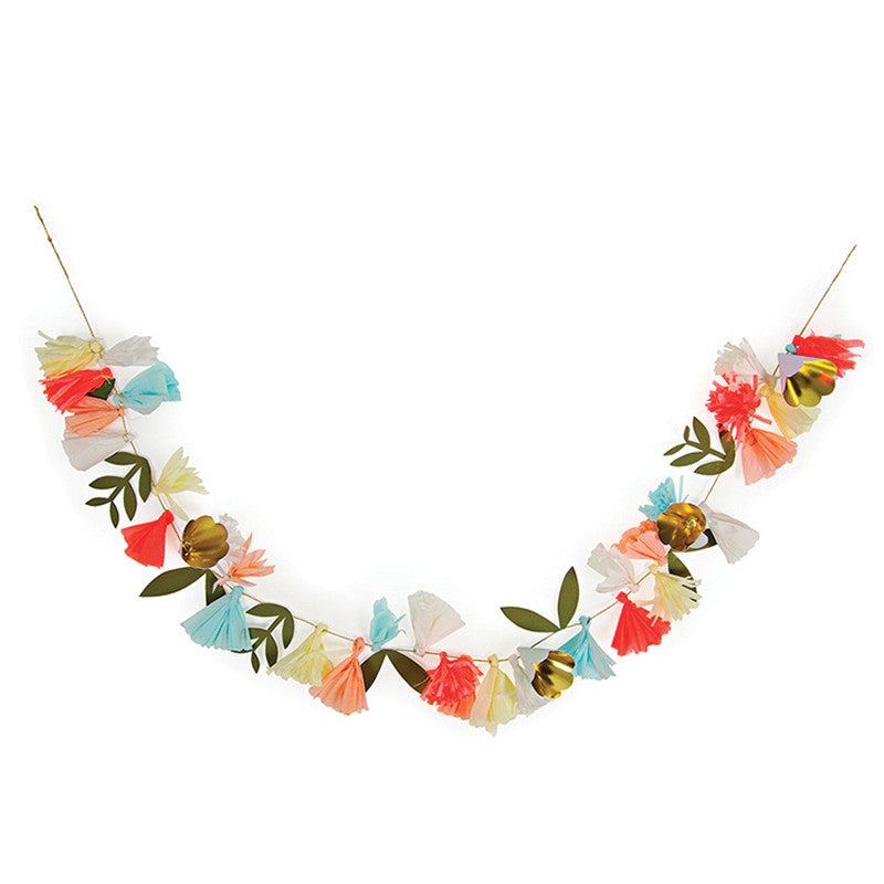 Meri Meri Flower Bouquet Garland -  Party Supplies - Meri Meri UK - Putti Fine Furnishings Toronto Canada - 1