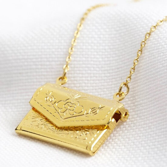 Gold Envelope Locket Necklace | Putti Fine Fashions