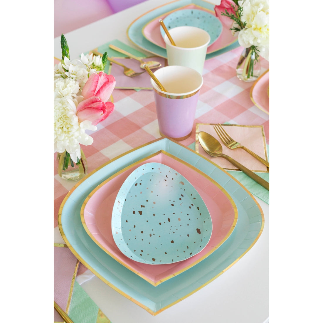 Rockin' Robin Die-Cut Paper Dinner Plates