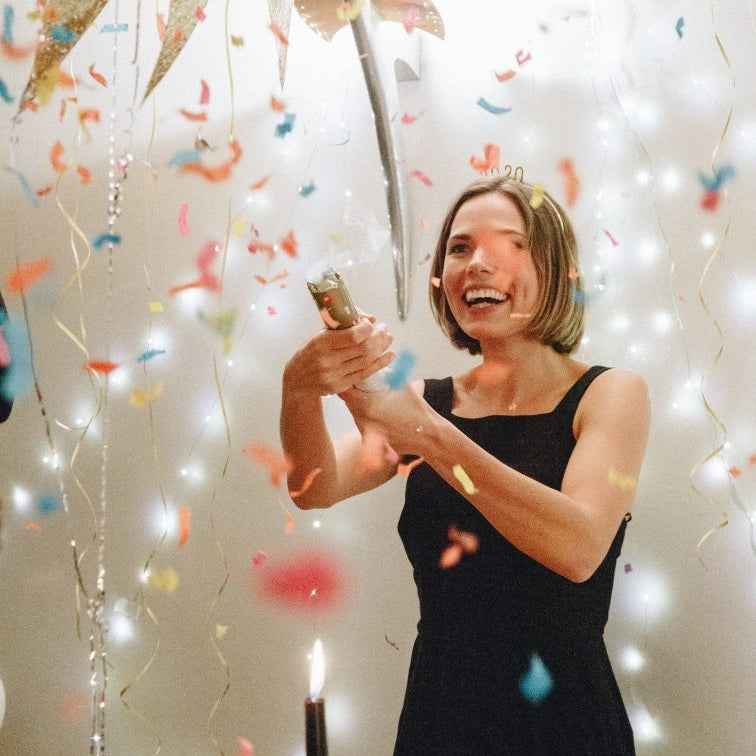 Talking Tables Luxe Gold Confetti Cannon | Putti Party Supplies