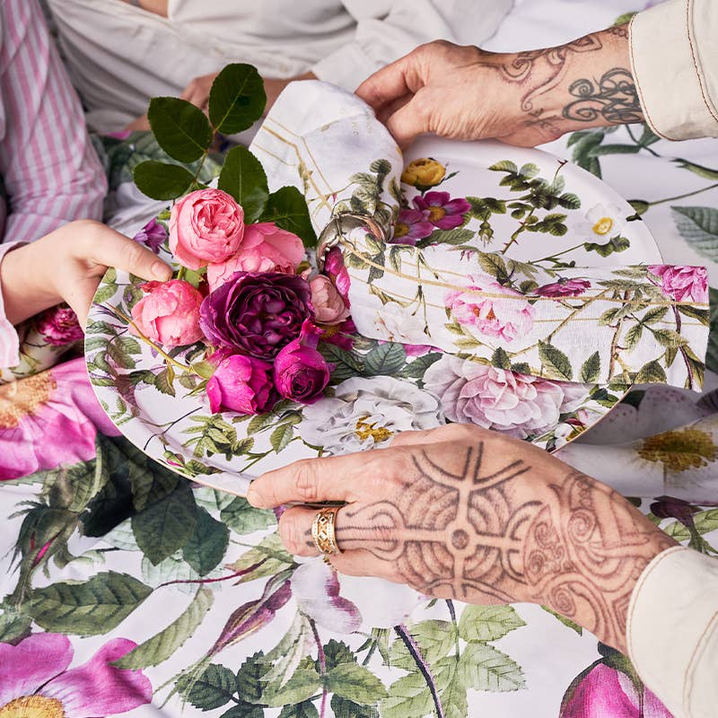 Flower Garden Roses Linen Table Cloth-Small