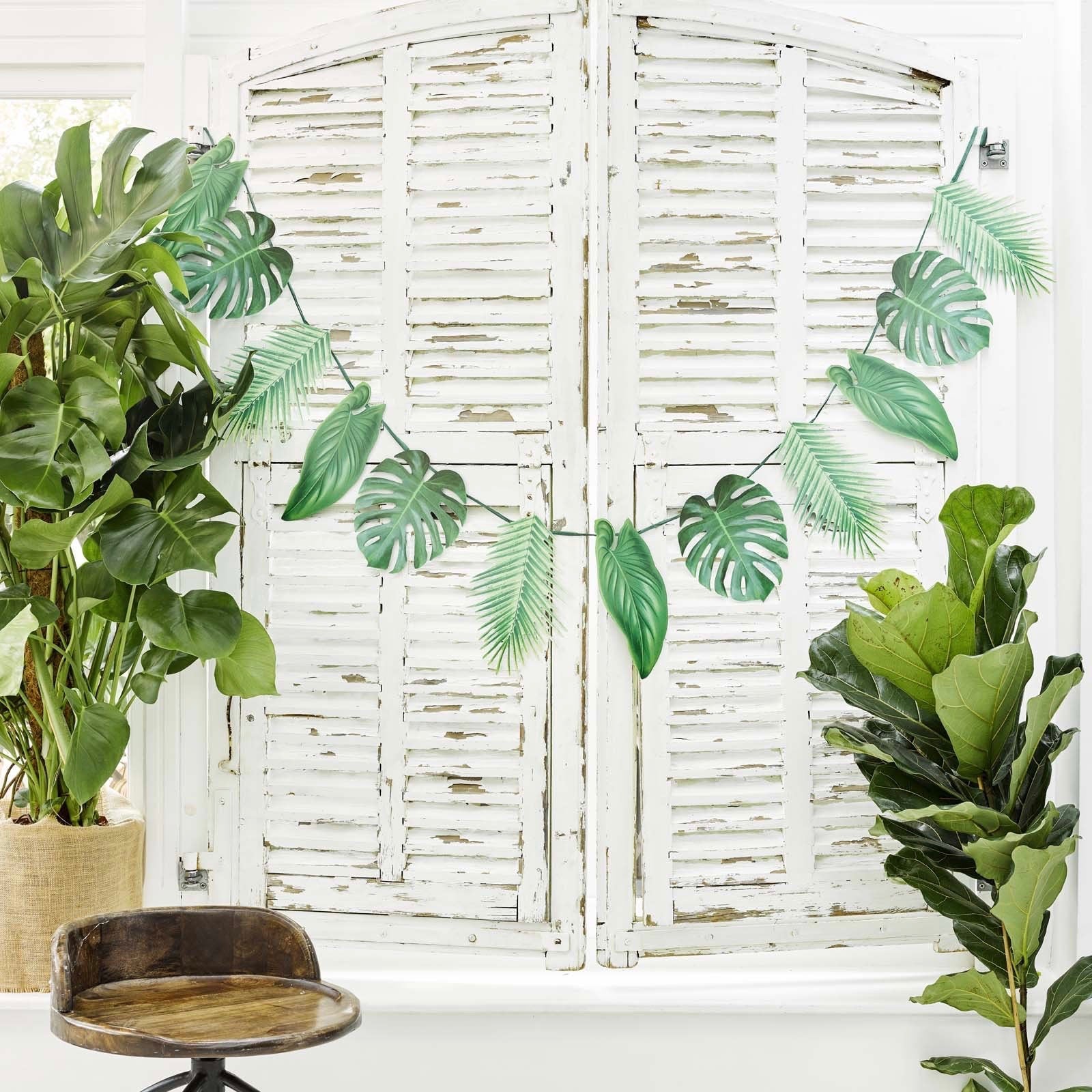 Talking Tables Palm Leaf Garland | Le Petite Putti Canada