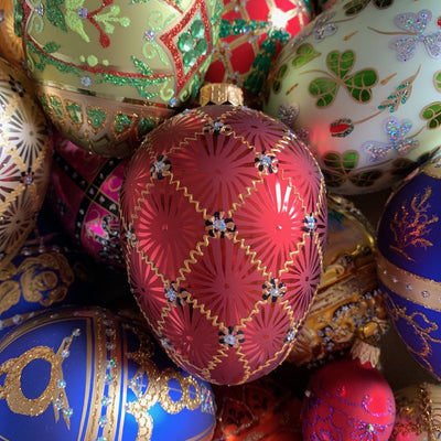 Russet Red Diamond Grid European Glass Egg Ornament | Putti Christmas