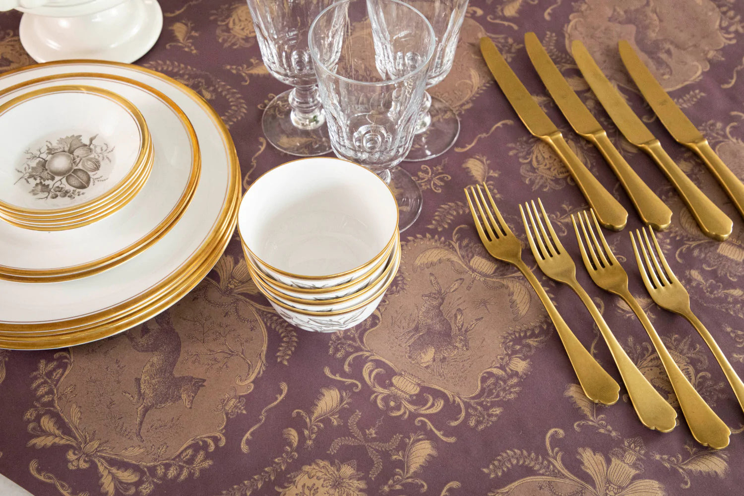 Hester & Cook Fable Toile Runner