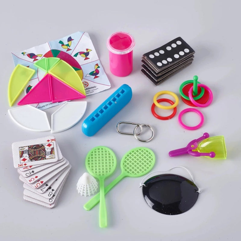 Robin Reed Candy Stripe Christmas Crackers | Putti Christmas Celebrations Canada