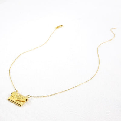 Gold Envelope Locket Necklace | Putti Fine Fashions