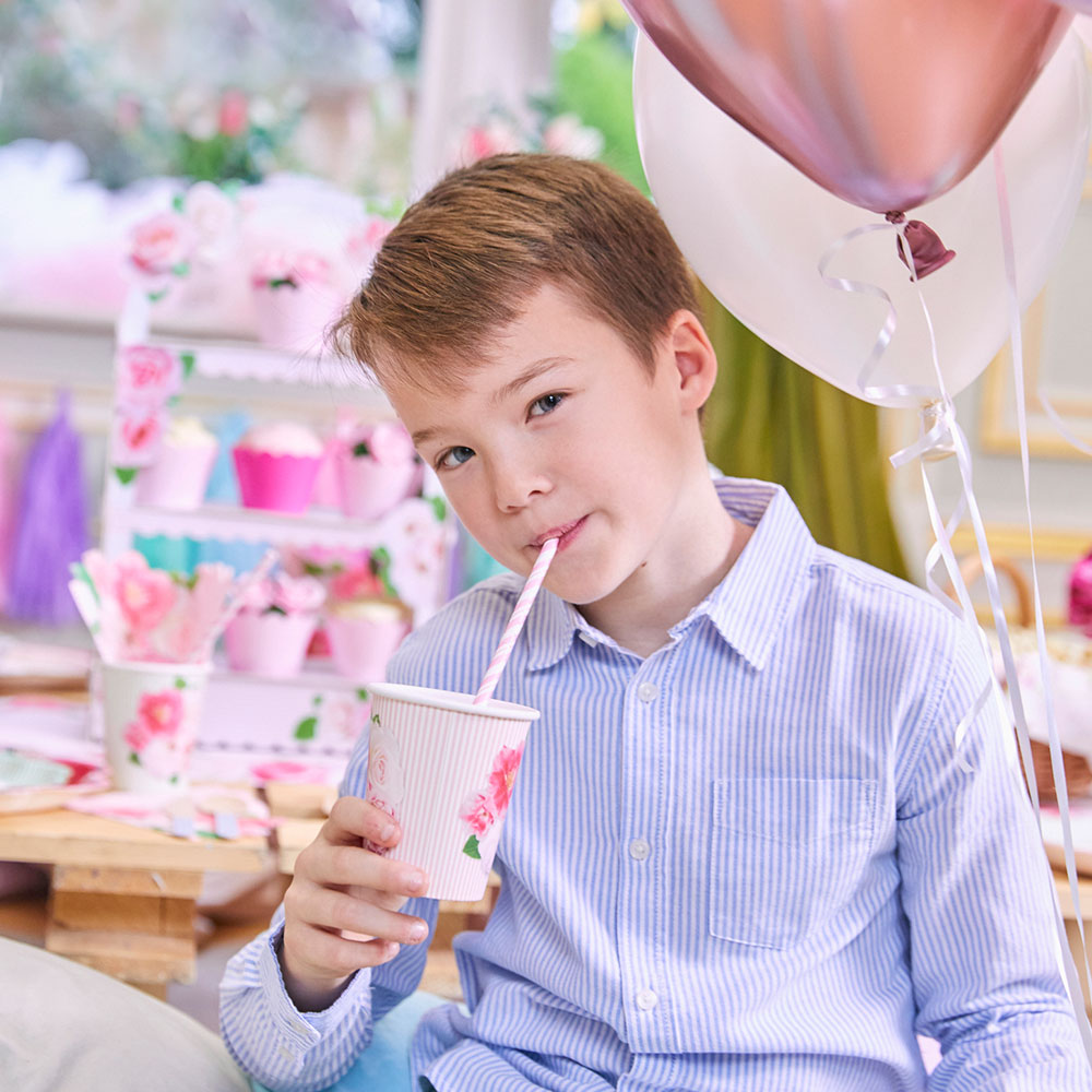 A Very English Rose Paper Party Cups | Putti Party Supplies Canada