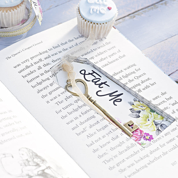 Truly Alice Keys & Tags -  Party Supplies - Talking Tables - Putti Fine Furnishings Toronto Canada - 3