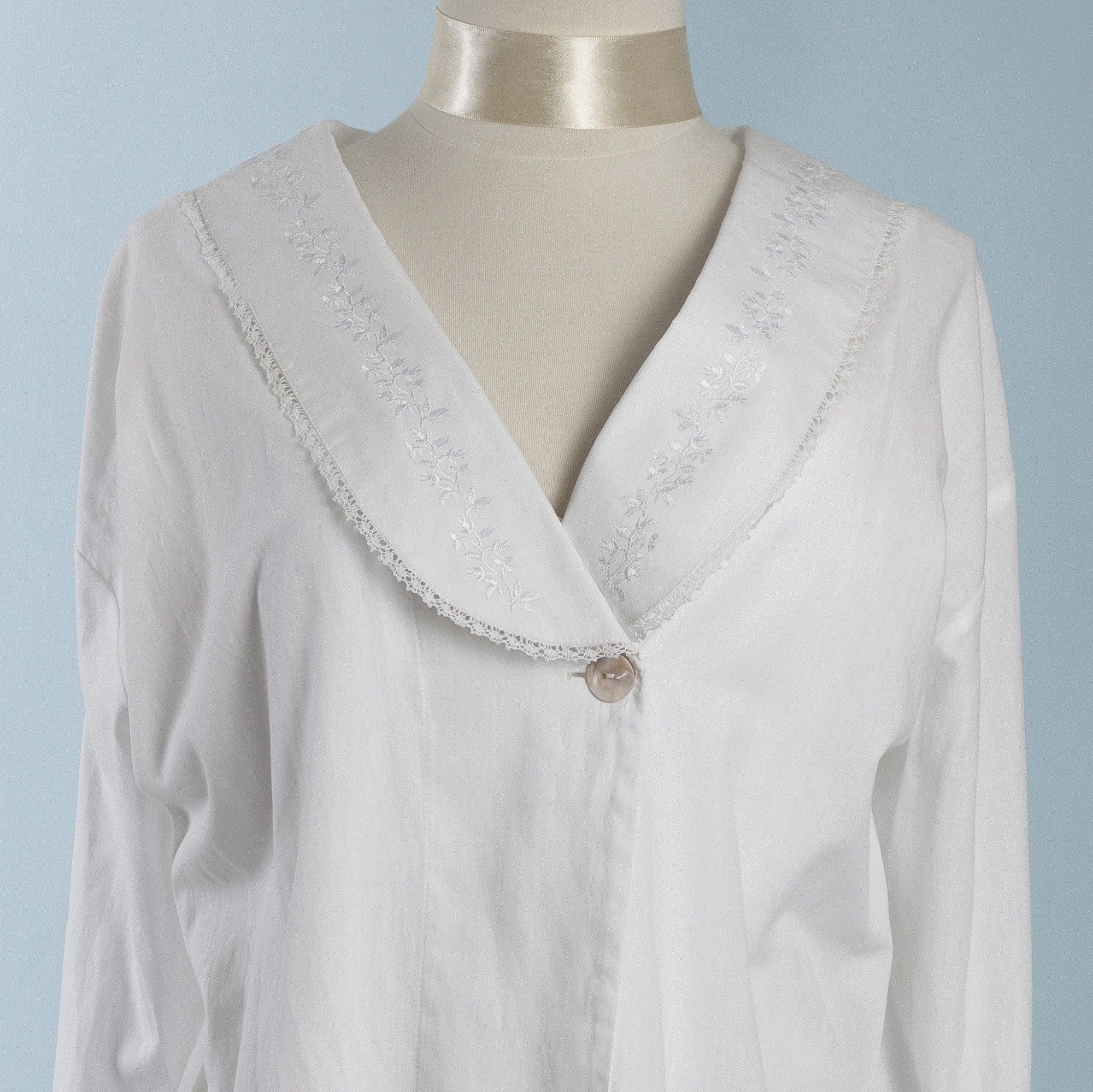 Victoriana "Anna" White Embroidered House Coat, VI-Victoriana Imports, Putti Fine Furnishings