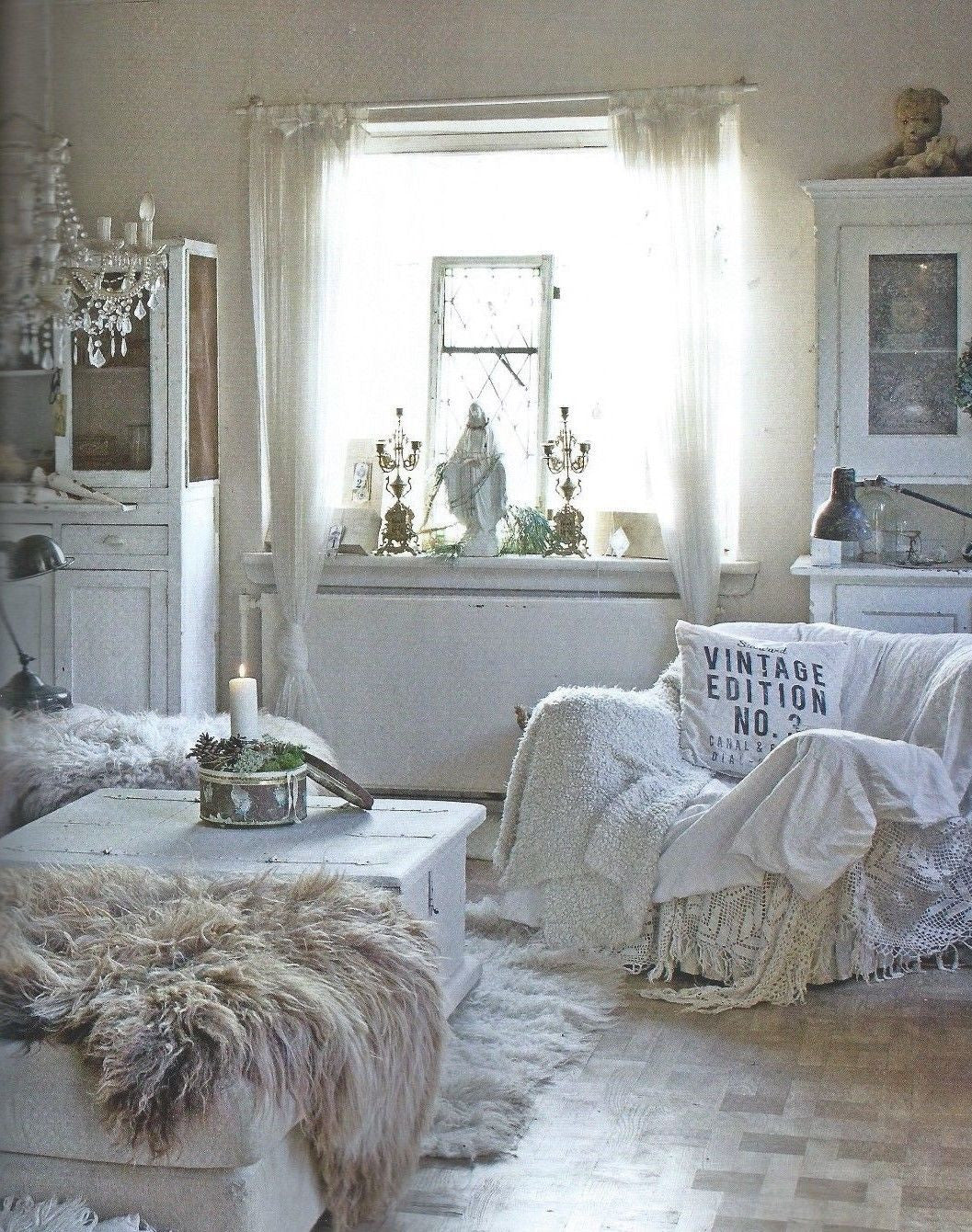 Jeanne d'Arc Living Magazine November 2015 11th edition, Jeanne d'Arc Living, Putti Fine Furnishings