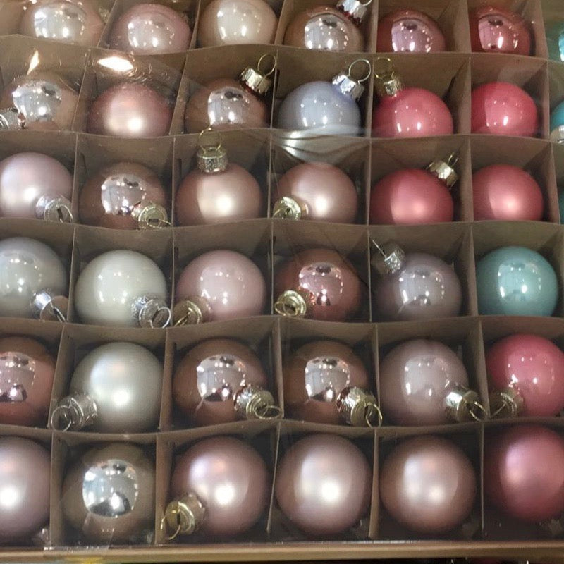 Christmas Shop by Color 