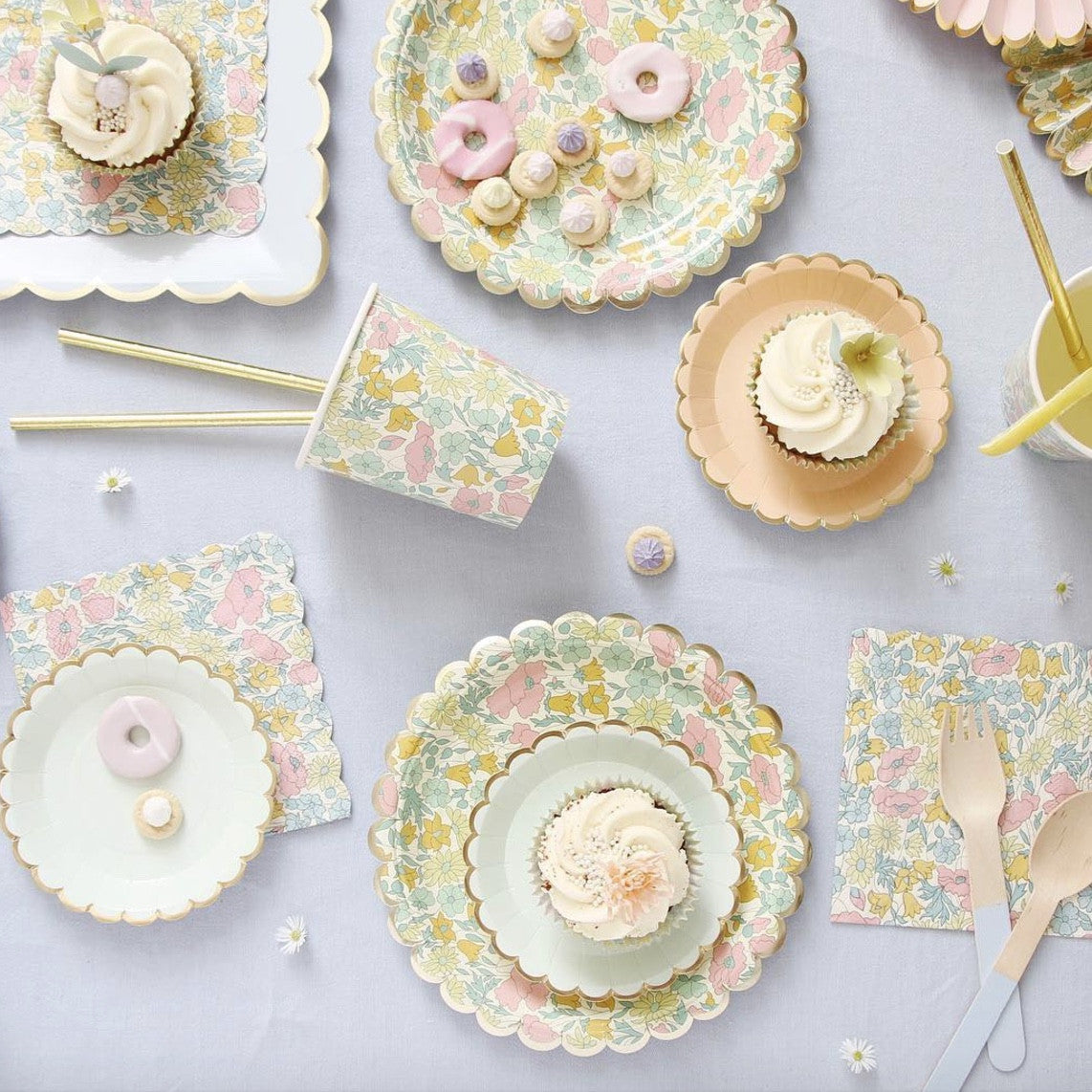 Meri Meri Liberty "Poppy & Daisy" Pattern