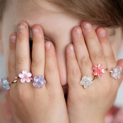 Great Pretenders Boutique Shimmer Flower Rings 5pcs | Le Petite Putti Canada