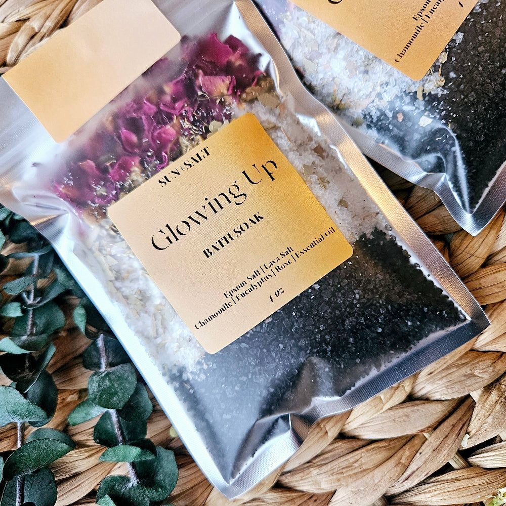 Glowing Up Bath Salt - Bath Soak - Single Use