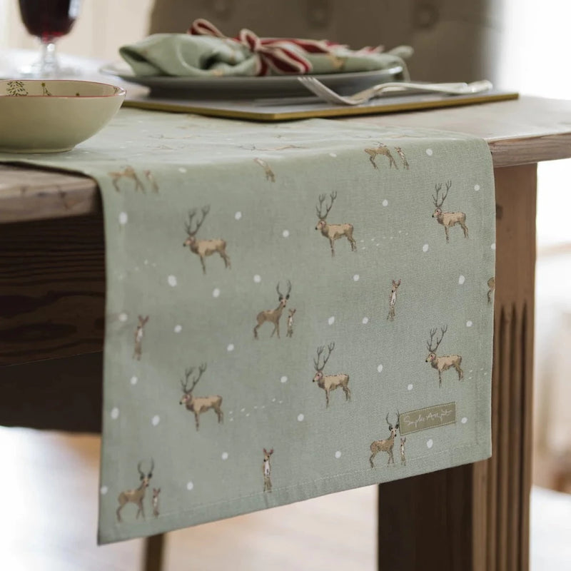 Christmas Stags Table Runner | Putti Christmas Decor