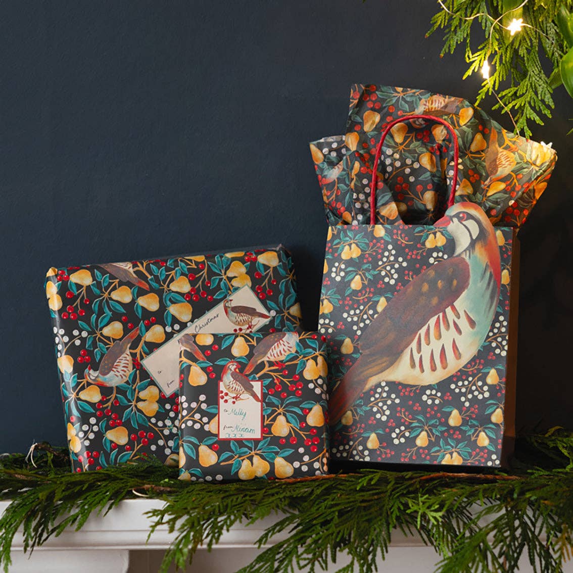 Partridge & Pear Paper Gift Bags - 8 Pack | Putti Christmas Celebrations
