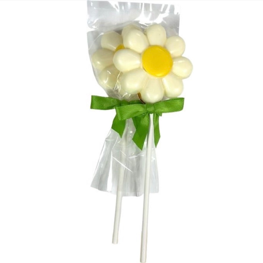 White Chocolate Daisy Pops | Putti Easter Treats 