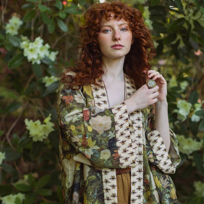 Market of Stars - I Dream In Flowers Pixie Duster Cropped Kimono w/ Bees