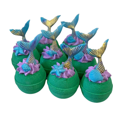 Mermaid  Bath Bombs With Foaming Butter | Le Petite Putti