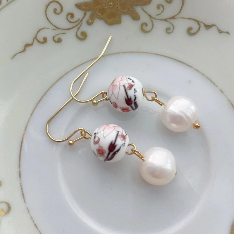 Chinoiserie Pearl Earrings - Light Pink | Putti Fine Fashions Canada 