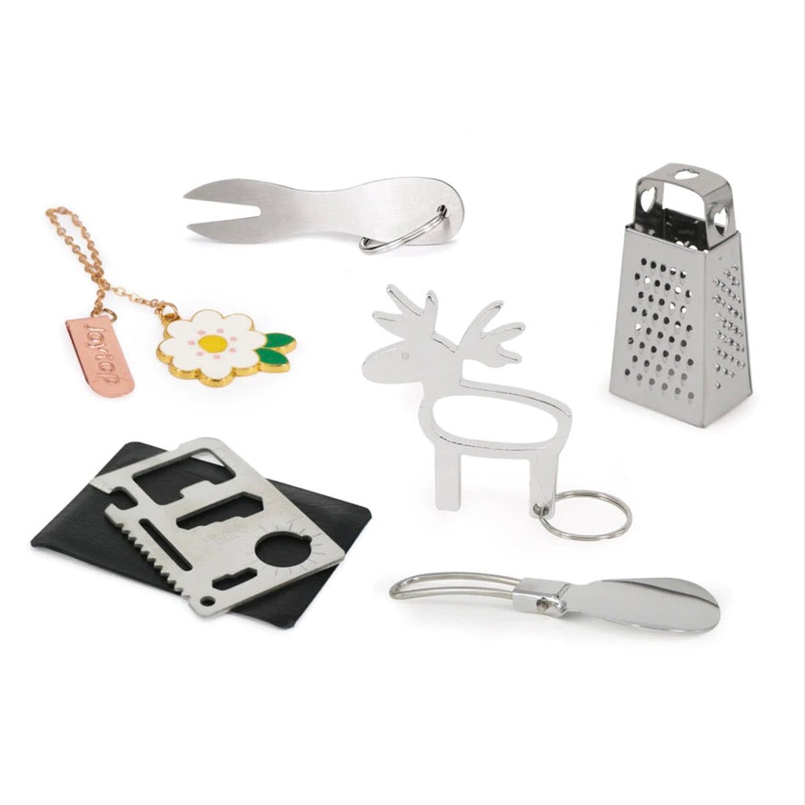 Celebration UK Silver Bossom Christmas Crackers | Putti Christmas Celebrations