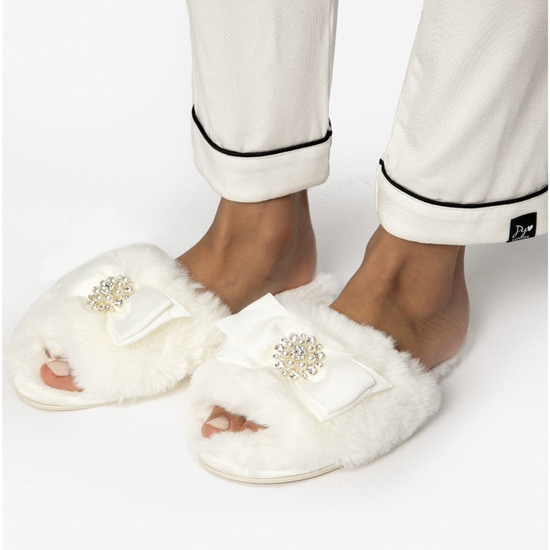 Pretty You London "Anya" Slippers - Cream