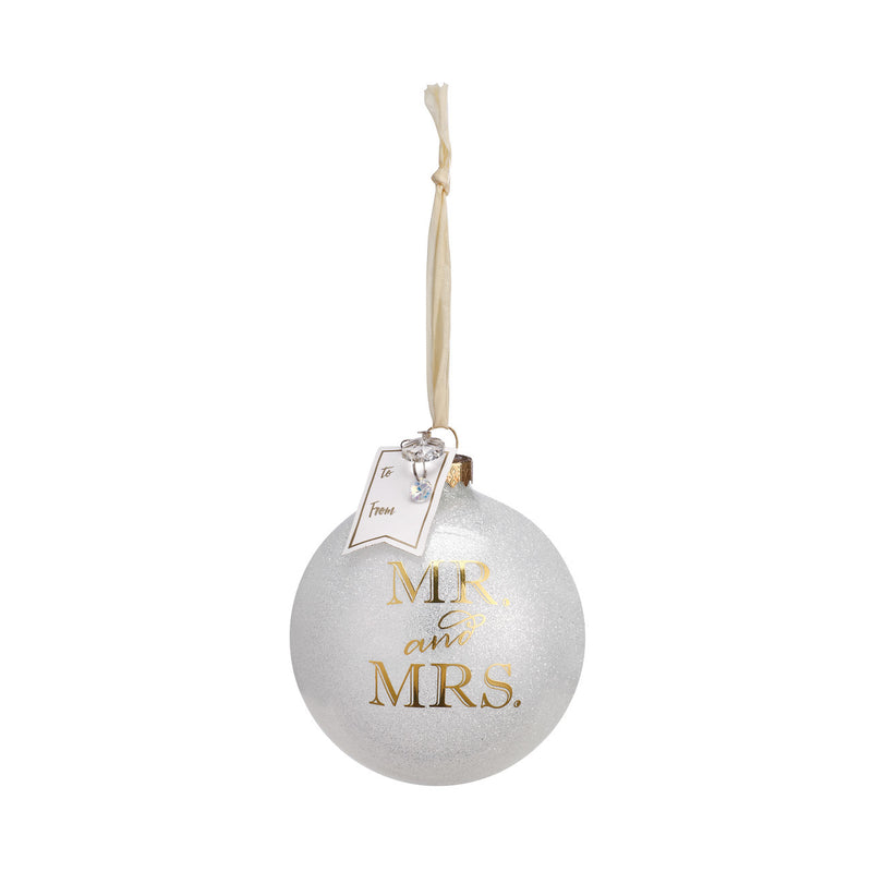 "Mr and Mrs" Message Ball Ornament | Putti Christmas Decorations