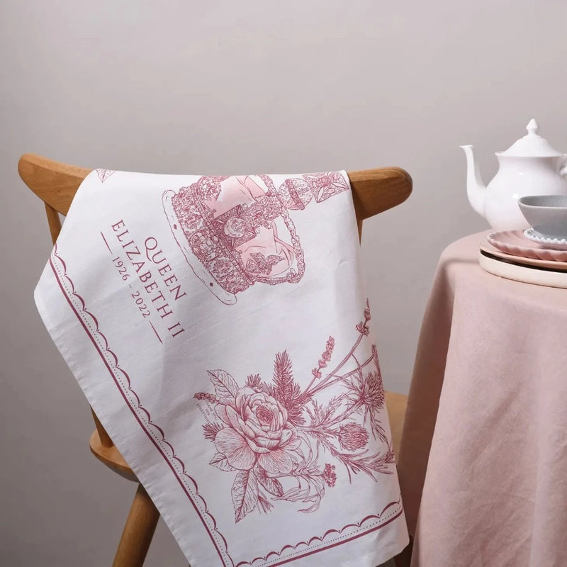 Queen's Commemorative Tea Towel | Putti Fine Furnishings 