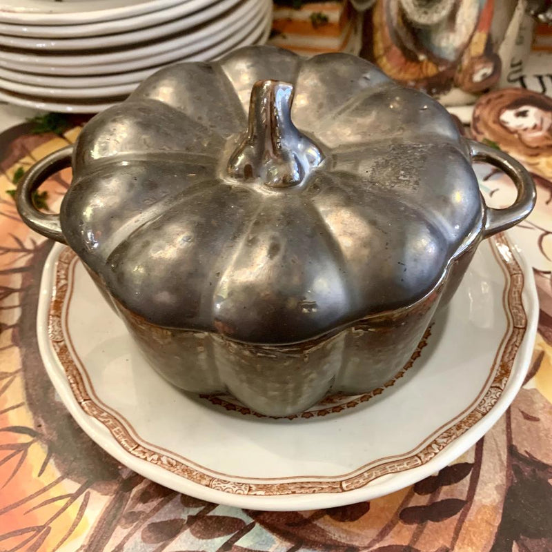 Lidded Pumpkin Bowl with Handles-Tableware-TAG- Design Home-Putti Fine Furnishings