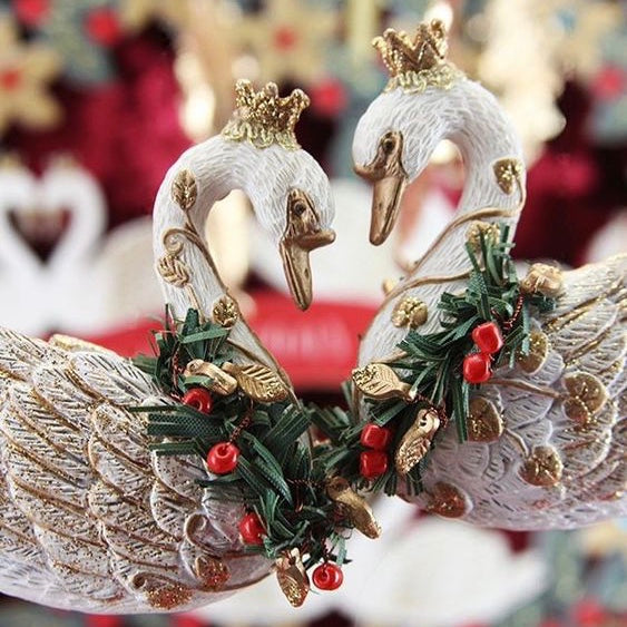White Resin Swan with Crown and Wreath |  Putti Christmas Canada 