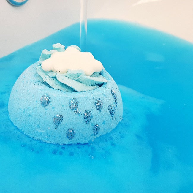 Bomb Cosmetics UK Rain Dance Bath Blaster - Le Petite Putti 